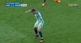 自己挖的坑哭着也要填完的文案,自己挖的坑含着泪也要往下跳