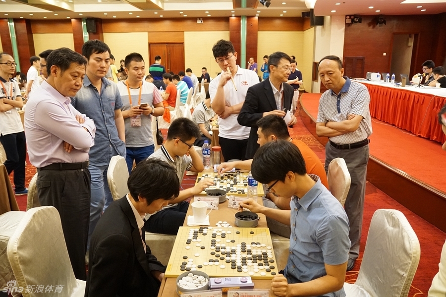 围甲第七轮胜局,李世石围甲19连胜