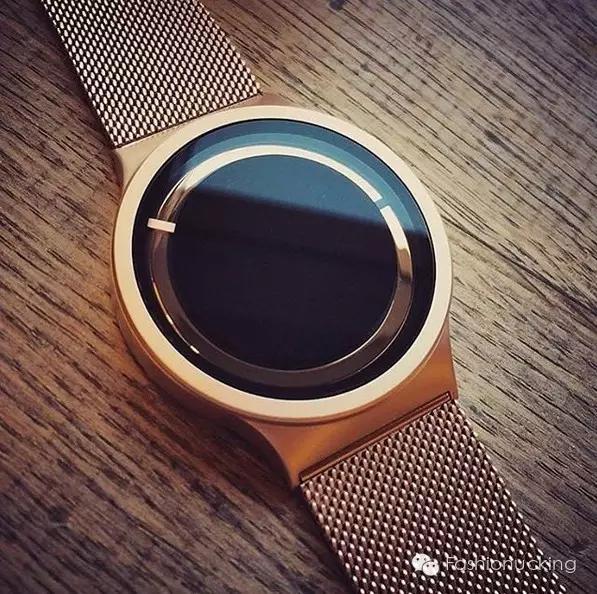 露手腕好看的表,再好看的表都遮不住