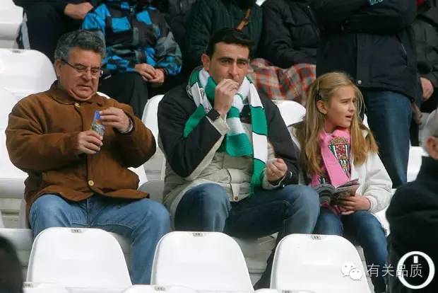 欧洲杯中场|各国粉丝在吃啥？