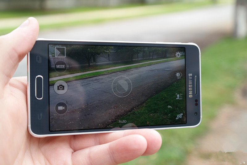 S6出来前，它是三星手机颜值担当，比同iPhone6更薄、小