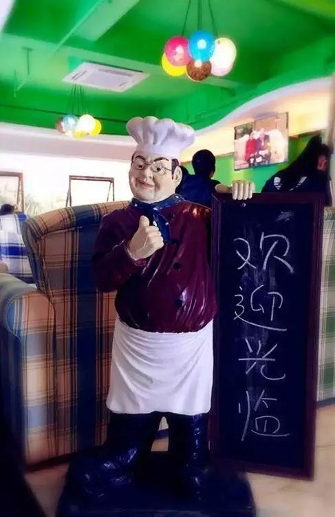 海口餐吧设计案例,哈尔滨足球主题餐吧