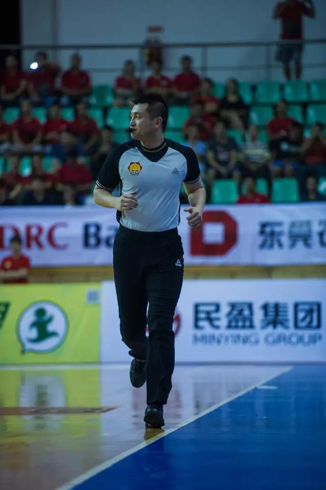 2016—2017赛季CBA骨干裁判培训,广东省五人行!