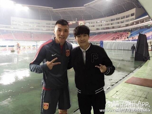 国足1-0击败韩国庆祝,国足3比0战胜韩国队比赛首发