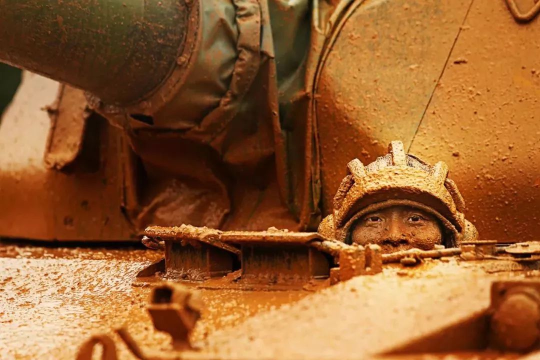 王杰部队直播训练,王杰部队最新视频