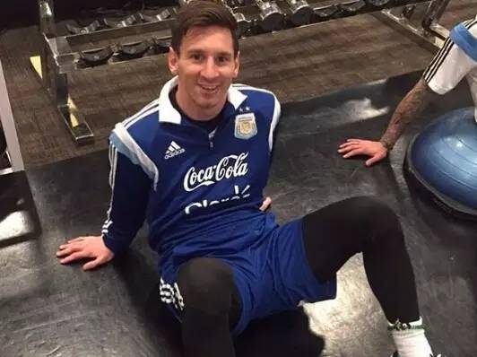 金球奖典礼梅西7次金球奖画面,梅西第7次夺得金球奖