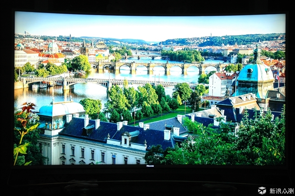 海信电视uled曲面怎么样,用曲面显示器玩地平线