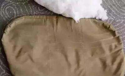 沙发靠枕塌了怎么变饱满,沙发靠枕倒下来怎么办