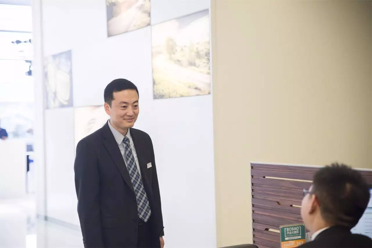 宝马做什么工作比较好,宝马上班工作的优缺点