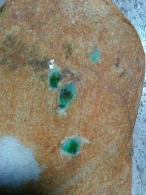 绿色的原石值多少钱,新料子价格