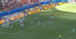 跳进自己挖的坑,自己挖的坑笑着也要跳下去