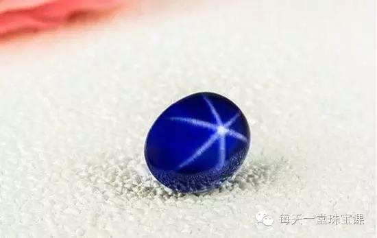 浪漫的星光宝石,实现每个女人的公主梦,不败家,能升值!