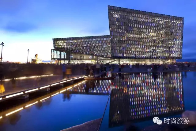 冰岛战胜英格兰冰岛国内的场景,冰岛男足逆转英格兰