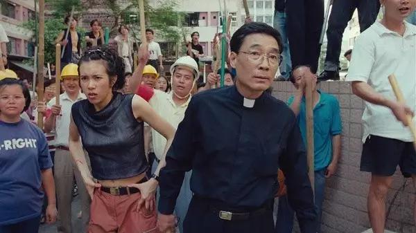 乌鸦大飞靓坤谁最厉害,古惑仔牧师飞踢靓坤