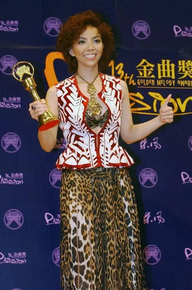 群魔乱舞飚高音,群魔乱舞丧心病狂欺软怕硬