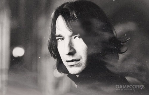 大家还记得这个戴眼镜的男孩吗?