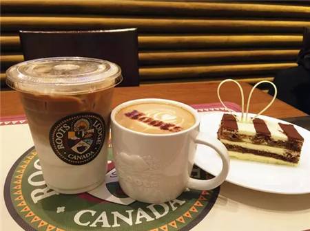 亲子活动足球活动,亲子足球嘉年华活动入场式