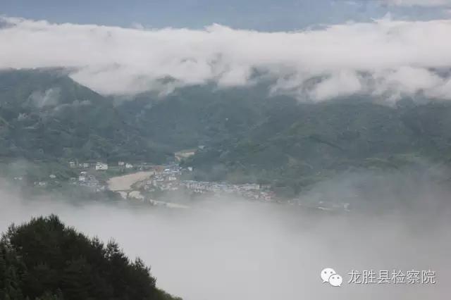 从群众中来，到群众中去——龙胜县检察院认真开展精准扶贫工作