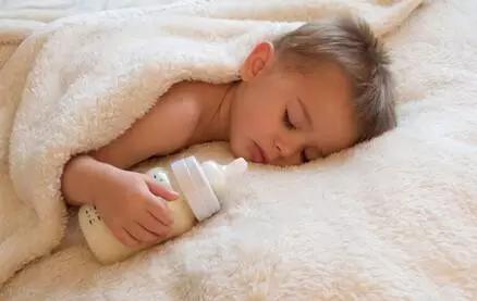 早产儿可以喝腹泻奶粉吗,早产儿吃什么奶粉不拉肚子