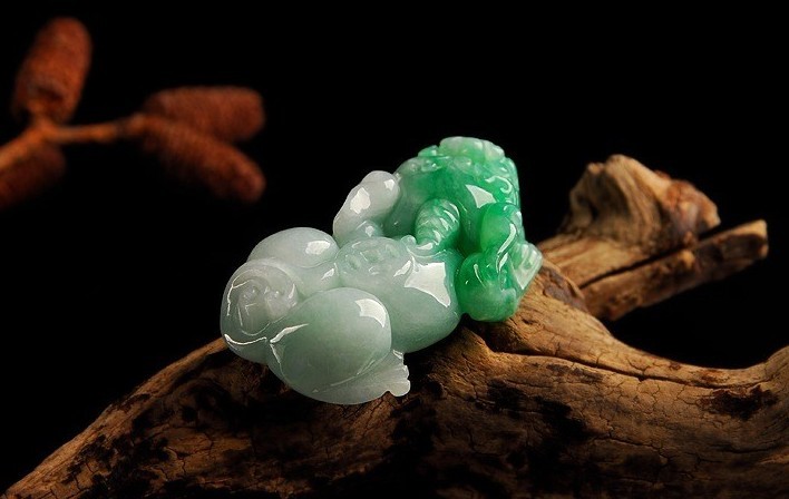 貔貅雌雄分男女佩戴吗,貔貅雌雄跟石狮子雌雄的区别