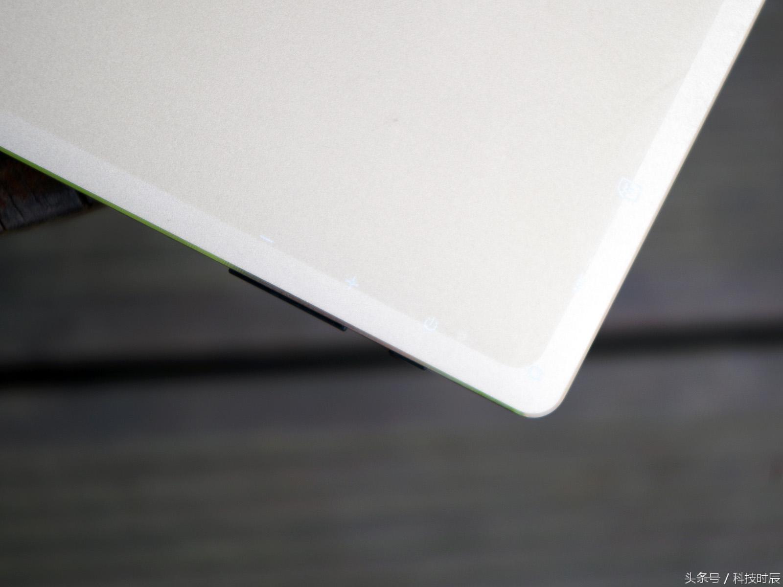 10.4寸二合一平板电脑推荐,台电tbook10平板测评