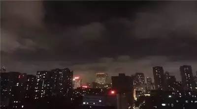 写给雨中的武汉：“东方威尼斯”不相信眼泪