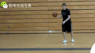 你会背后运球过人吗,德文双变向运球过人