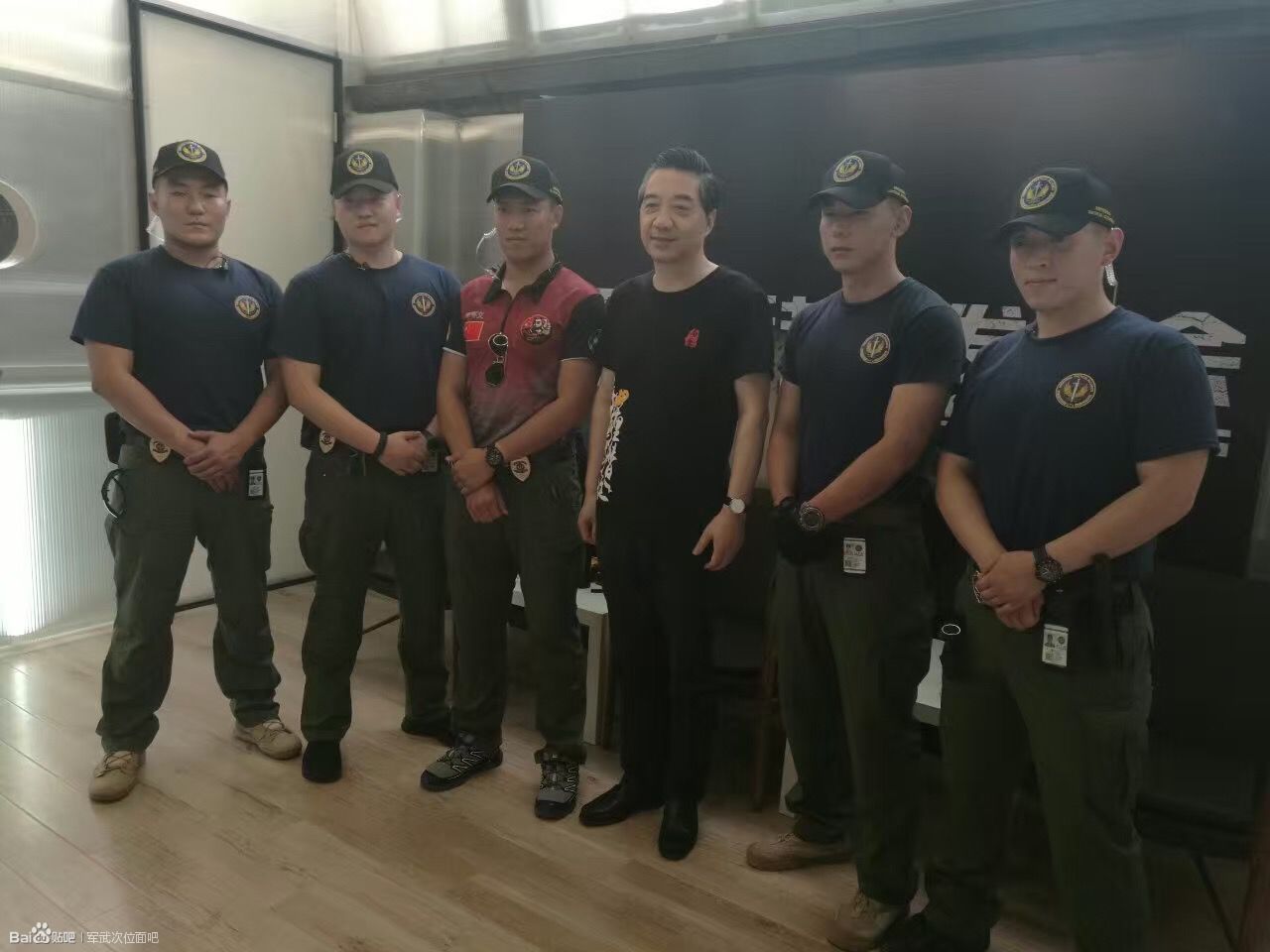 张召忠真的要当局座啦！这回真被玩坏，新节目发布会表情包诞生！