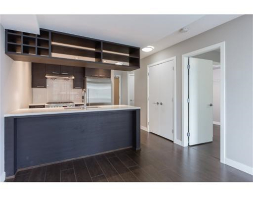 200万在温哥华买什么房好,温哥华小户型公寓价格