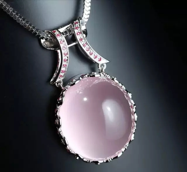 草莓晶粉晶哪个价值高,粉晶的价值