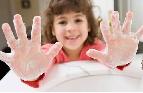 孩子腹泻怎么办教你一招,孩子腹泻怎么跟老师说