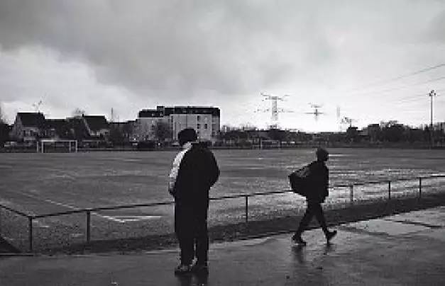 马拉多纳的左脚有多厉害,马拉多纳的脚