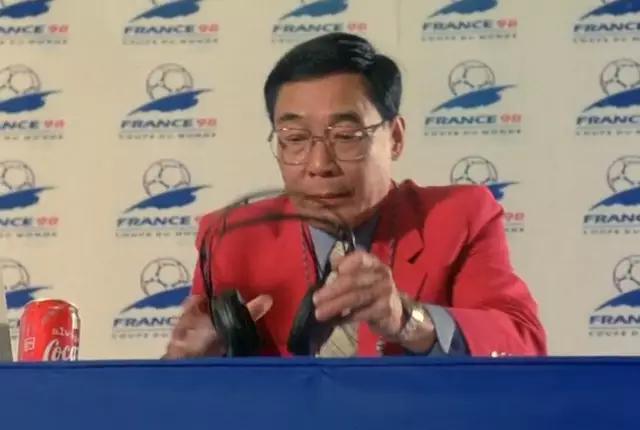 乌鸦大飞靓坤谁最厉害,古惑仔牧师飞踢靓坤