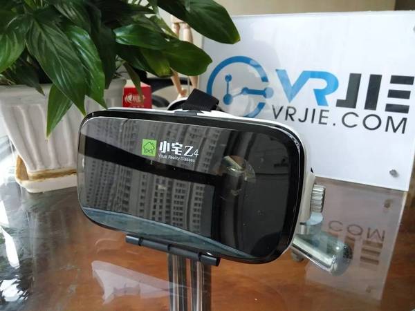 vr上下和左右哪个好,小宅z4和xbox哪个值得入手