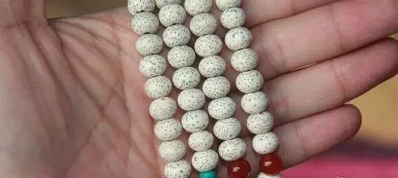 顺白星月菩提单圈搭配,顺白星月菩提为什么便宜了