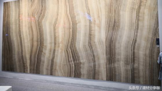 大规格瓷砖铺贴全过程,别墅卫生间瓷砖铺多大规格好