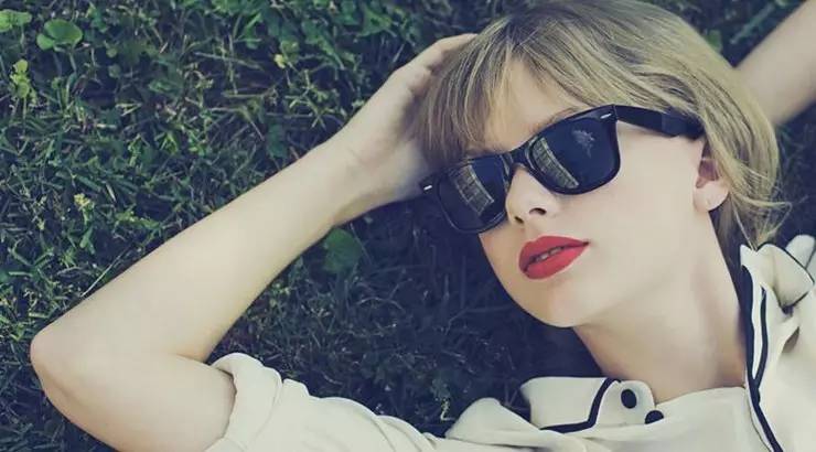 彩妆迷|持续飙高温你的唇膏出汗融掉了怎么办？