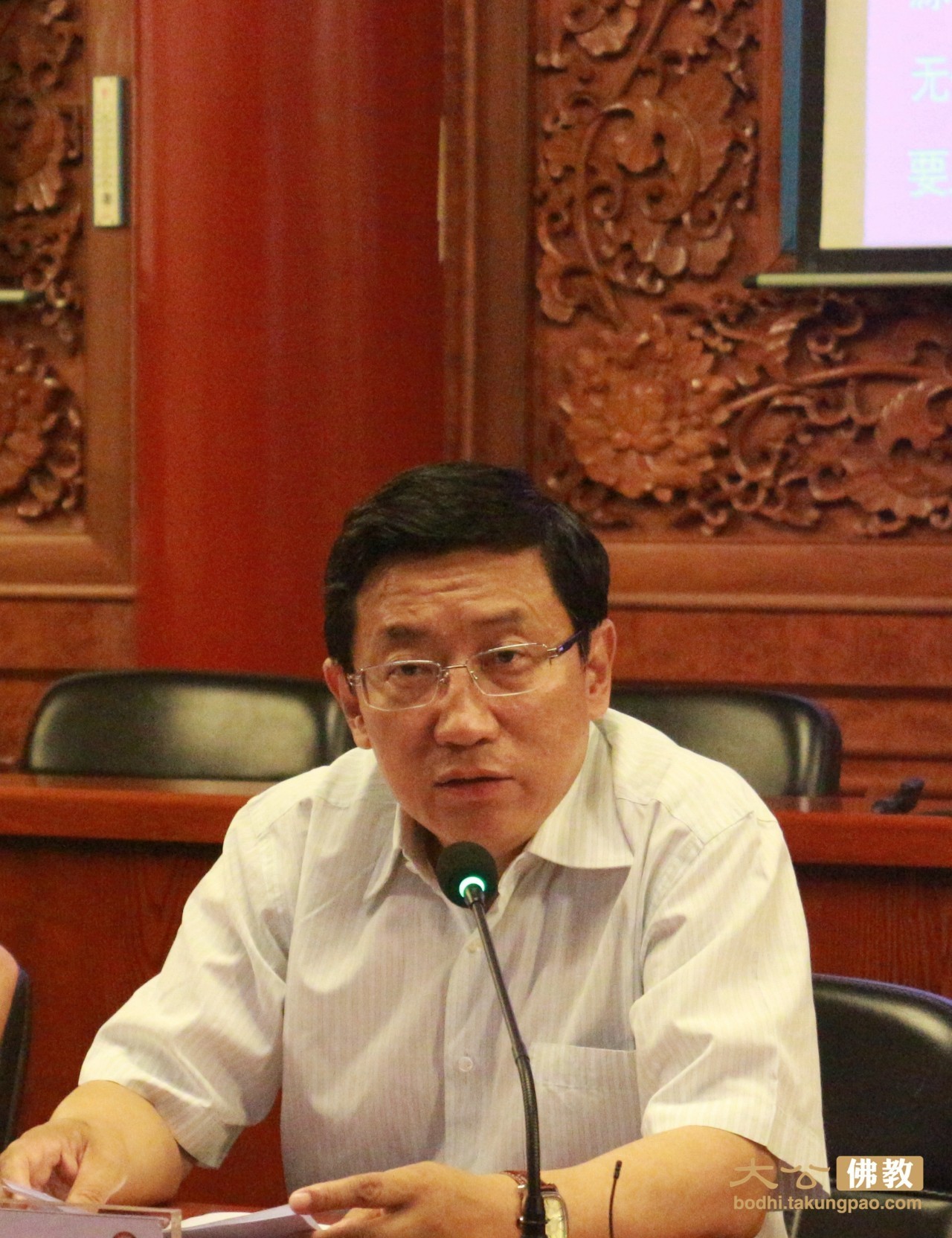 如何应对新媒体时代的挑战机遇,如何应对新媒体的挑战