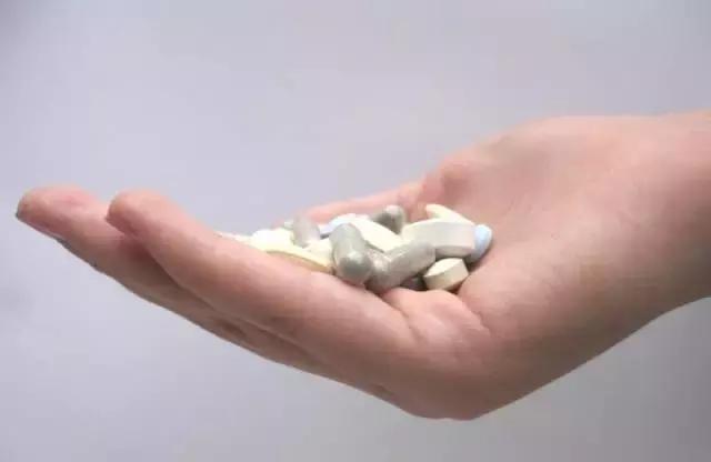 尿酸高别恐慌注意这几点,尿酸高痛风必须吃药吗