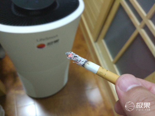 远程操控，省心省力，有了LifeSmart随时掌控室内空气质