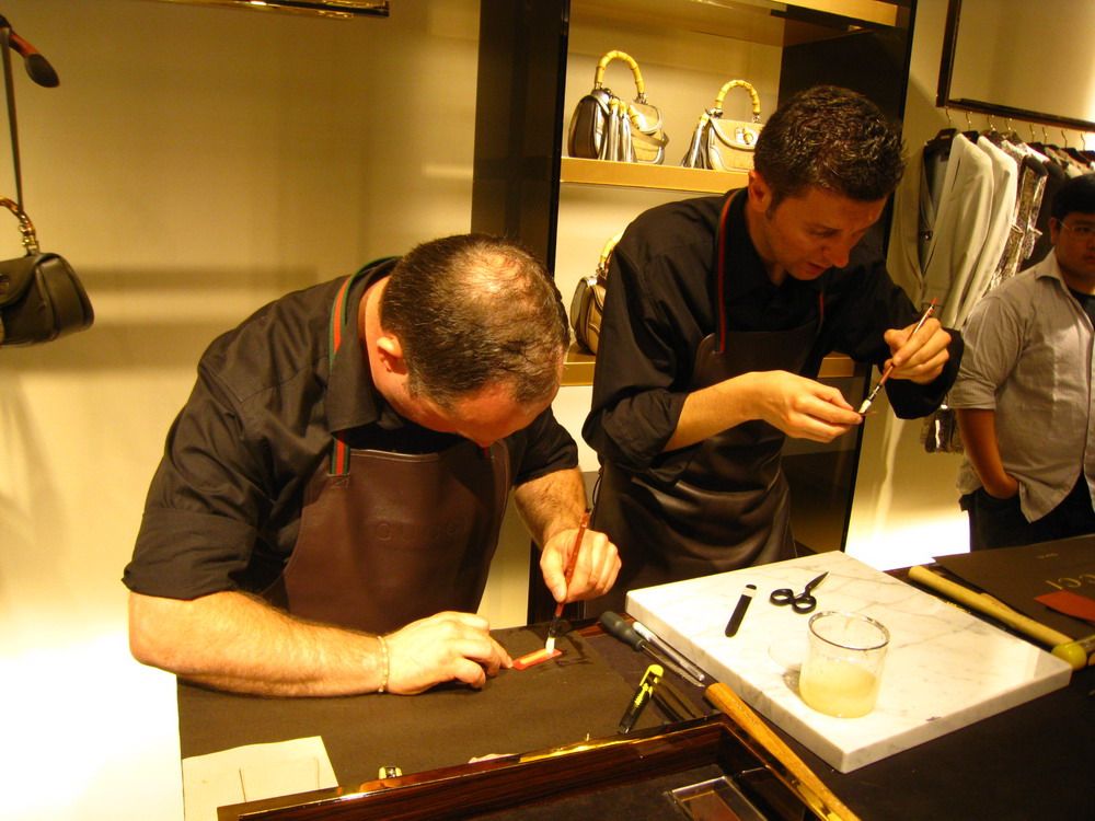 100块和1000块的照片区别,100块和1000块哪个更便宜