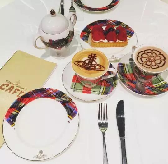 在香港不只是买买买,最重要的如何尝遍美食的全攻略