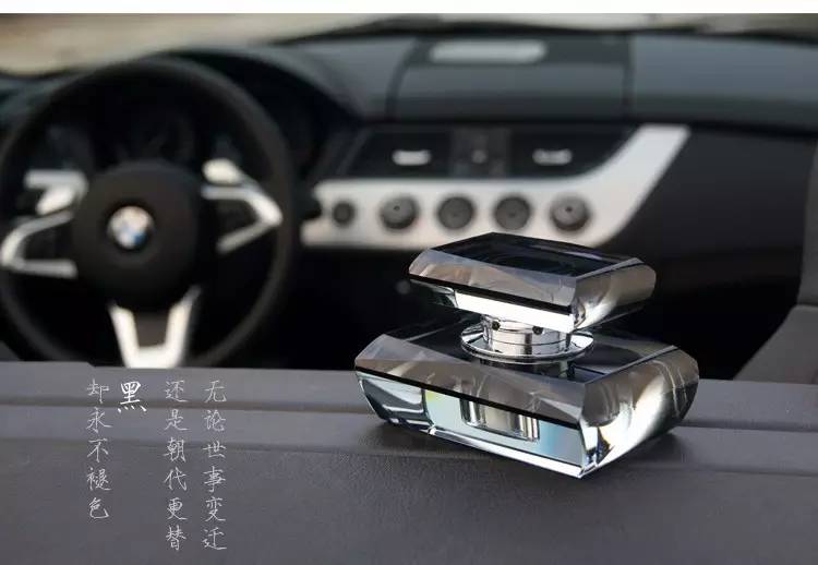 如果你和我一样受不了车里有味道。。。。。。