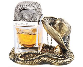 如果你和我一样受不了车里有味道。。。。。。