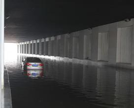 暴风雨来临请做好防洪准备,最强降雨即将来袭请做好安全防范