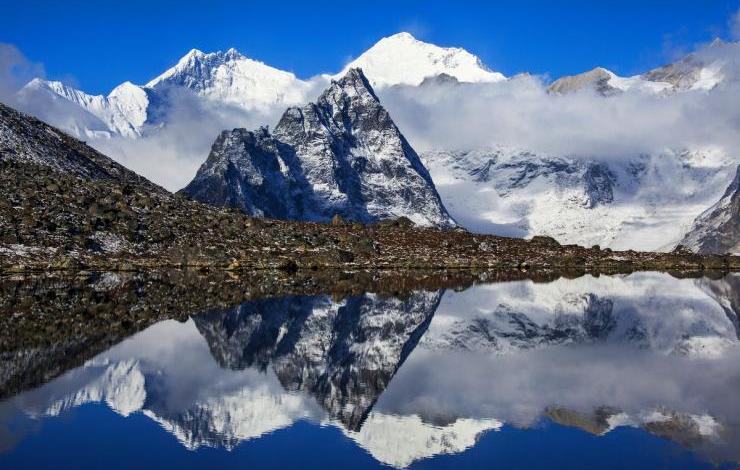 登山揽景的心情,登山赏景是心灵的一次洗礼