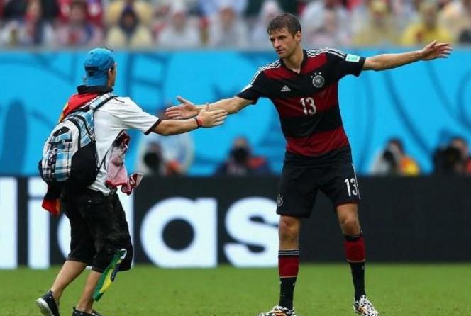 道理我都懂,我就是想去场上去浪一会