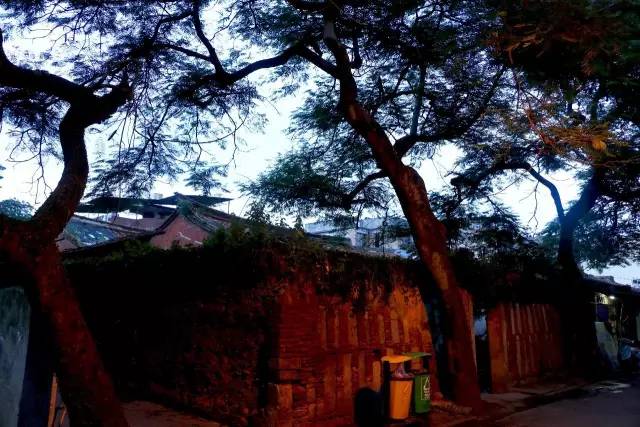 泉州一条老街一段故事,泉州老街巷的传说