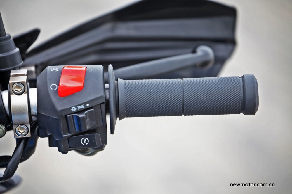 杞婚獞terra150娴嬭瘎,杞婚獞terra200