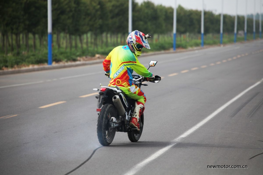 杞婚獞terra150娴嬭瘎,杞婚獞terra200